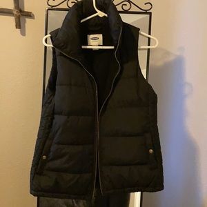 Black puffy vest